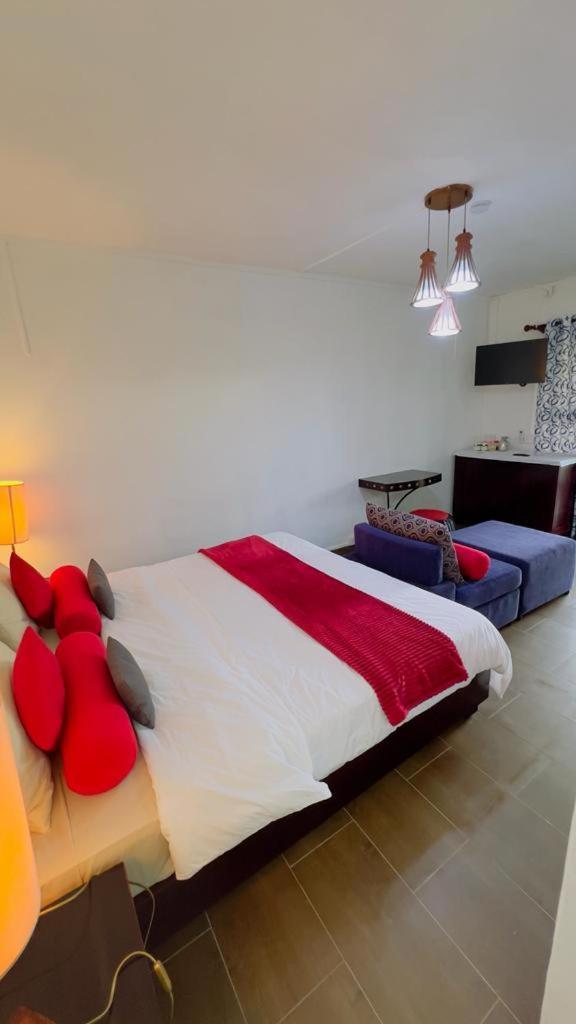 Ahavah Apartment Trou d'Eau Douce Bagian luar foto
