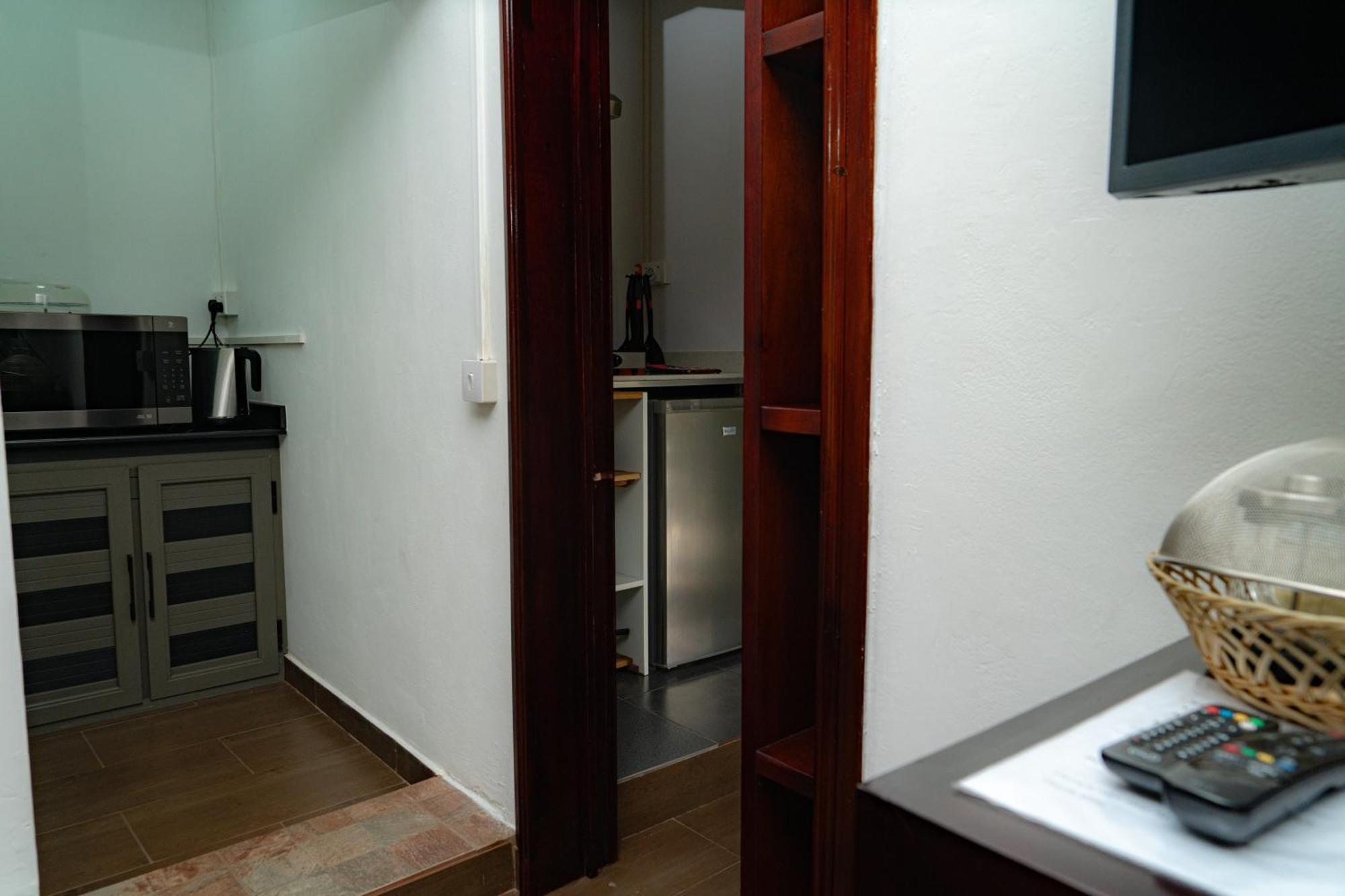 Ahavah Apartment Trou d'Eau Douce Bagian luar foto